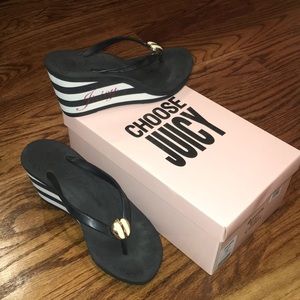 Juicy Couture Sandals